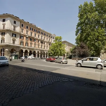 Affittacamere Maikol Family Roma